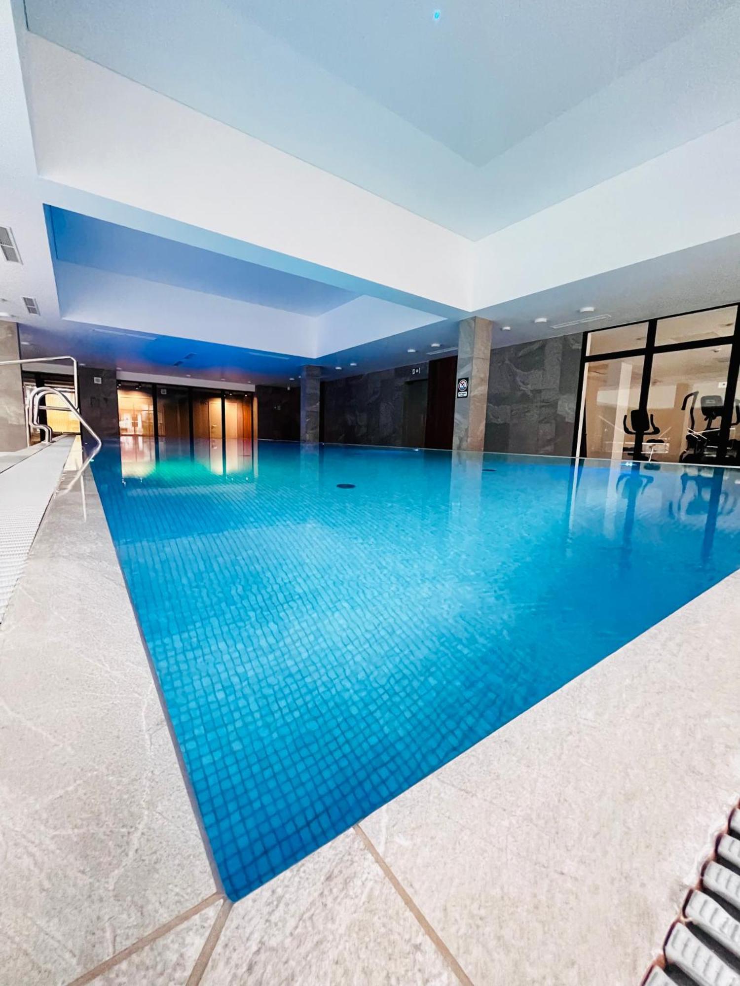 Apartament Port Pink&blue Podczele Basen Silownia Sauny Kominek Sala Zabaw