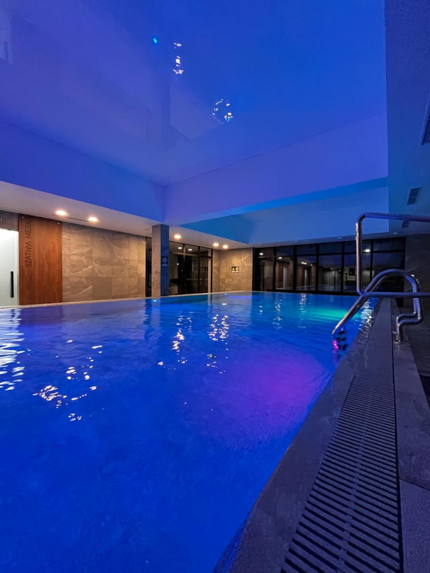Apartament Port Pink&blue Podczele Basen Silownia Sauny Kominek Sala Zabaw *